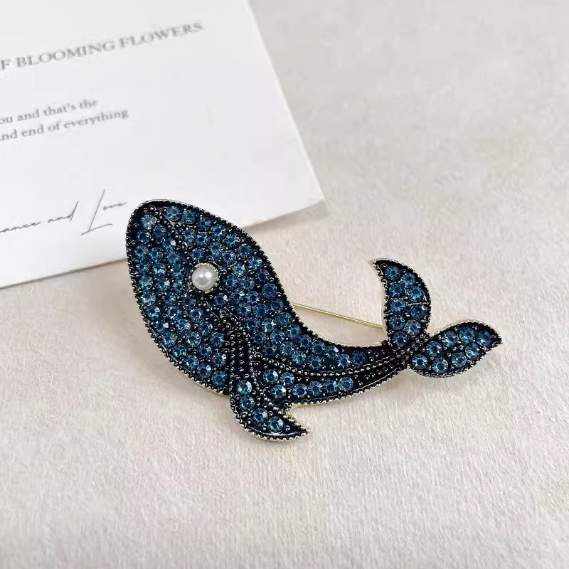 Embroidery Whale - Корейские модные креативные броши в виде