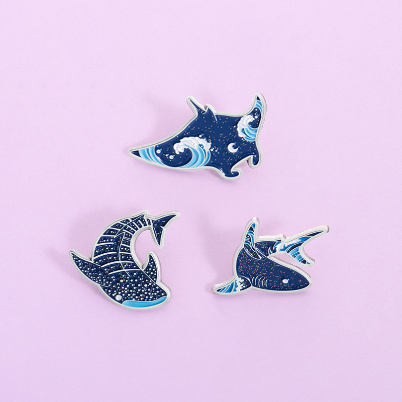 Embroidery Whale - Эмалевые значки с мультяшными морскими обитателями:
