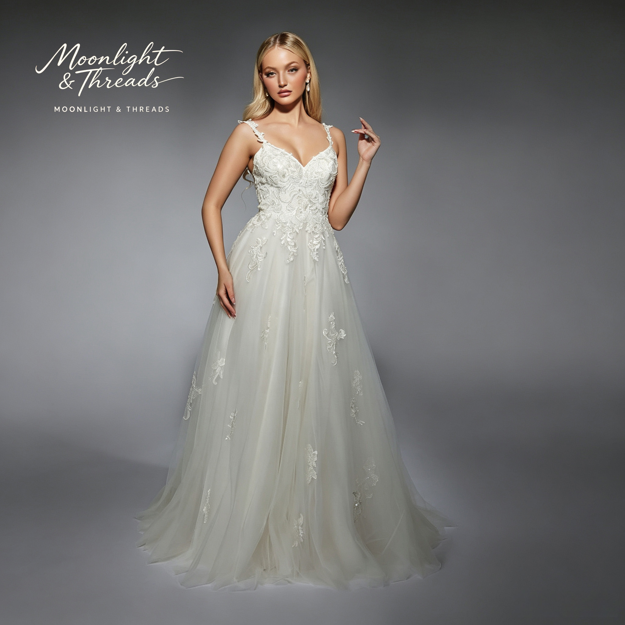 Белое тюлевое платье с вырезом – обзор и цена Embroidery White Dress